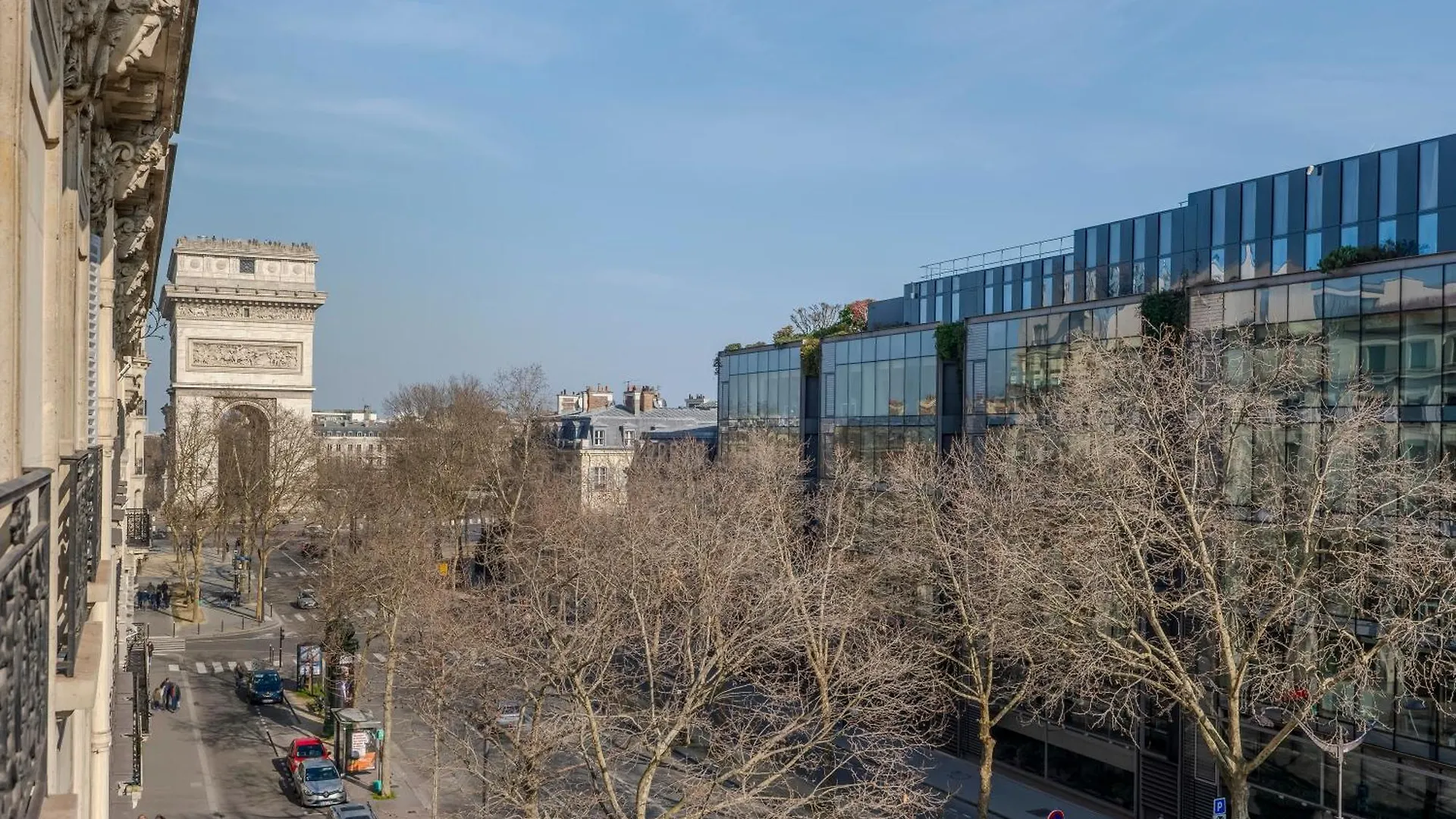 4 Bedroom Avenue Kleber Paris Apartment